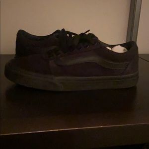 All black vans. Size 7 men’s